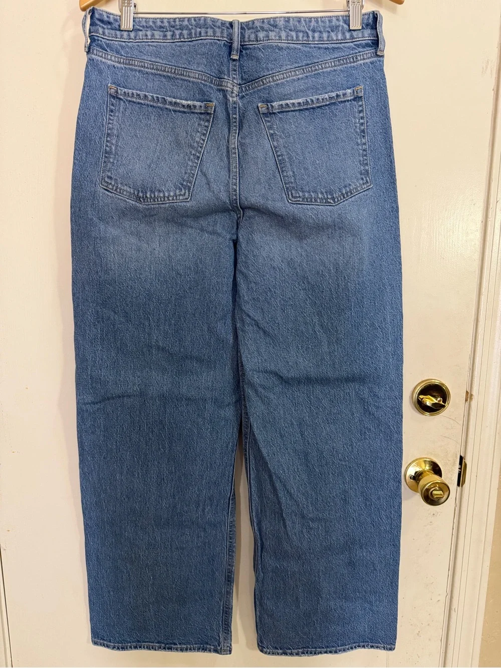 Old Navy Light Blue Extra High-Rise Sky-Hi Wide-Leg Jeans (273)